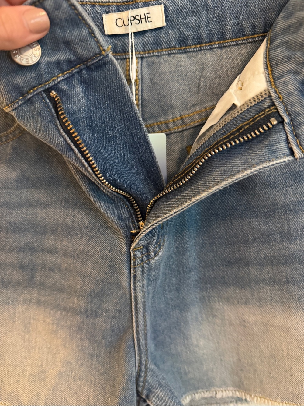 Cupshe Blue Denim Shorts with Red, White & Blue Flag Pockets - Picture 7 of 9